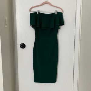 Off the shoulder Le Chāteau dress